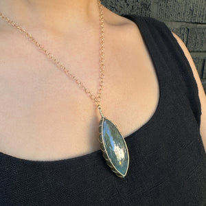 MISHA -LABRADORITE NECKLACE